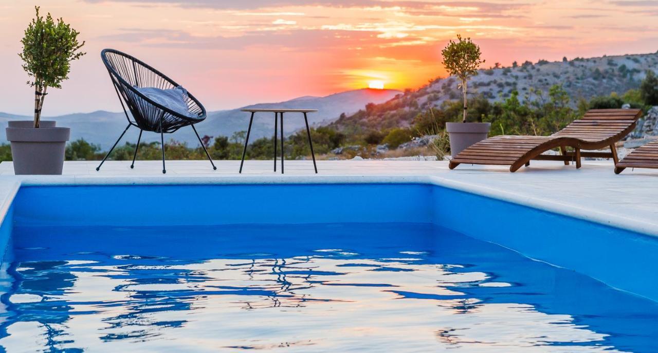Villa Zlatno Sunce In The Hills Near Trogir Vrsine Экстерьер фото
