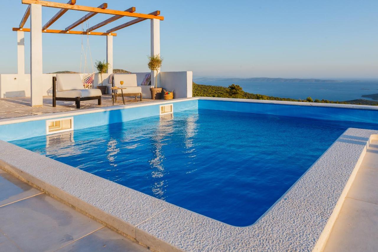 Villa Zlatno Sunce In The Hills Near Trogir Vrsine Экстерьер фото